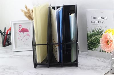 Magazine holder